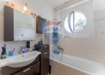 Bagno - Bilocale Via Sanzio
 
21, Fagnano Olona - foto 11