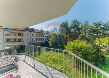 Balcone - Bilocale Via Sanzio
 
21, Fagnano Olona - foto 17