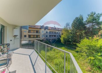 Balcone - Bilocale Via Sanzio
 
21, Fagnano Olona - foto 1