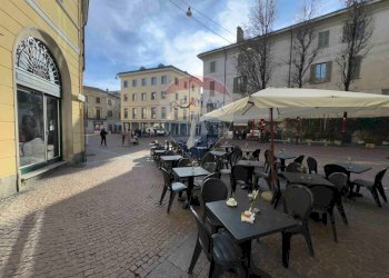 Terrazza - Locale Commerciale Via Carlo Cattaneo
 
2, Varese - foto 4