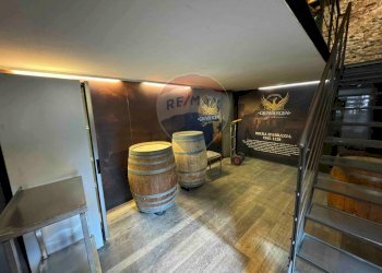 Cantina - Locale Commerciale Via Carlo Cattaneo
 
2, Varese - foto 13