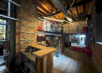 Dispensa di stoccaggio - Locale Commerciale Via Carlo Cattaneo
 
2, Varese - foto 17