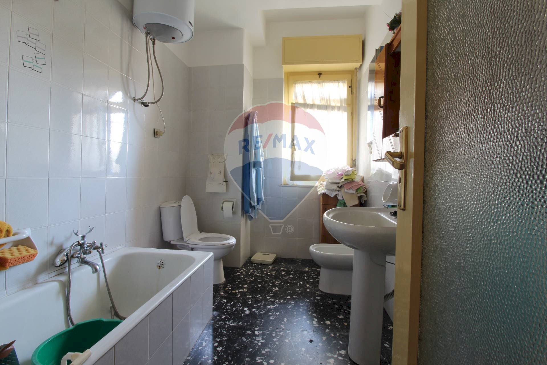 Bagno - Bilocale Via Cibele
 
51, Catania - foto 3