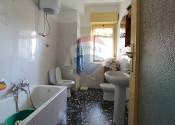 Bagno - Bilocale Via Cibele
 
51, Catania - foto 3