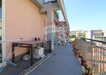 Balcone - Bilocale Via Cibele
 
51, Catania - foto 8