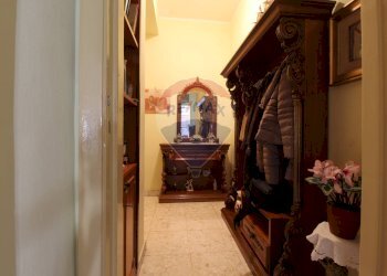 Hall / corridoio - Bilocale Via Cibele
 
51, Catania - foto 11