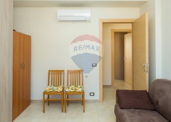 Camera - Apartment via E. MACRI'
 
8, Acireale - photo 27