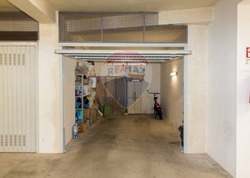 Garage 1 - Apartment via E. MACRI'
 
8, Acireale - photo 44