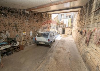 Parcheggio - Casa indipendente Via Guglielmo Marconi
 
10, Misterbianco - foto 9