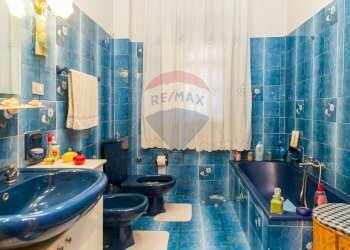 Bagno - Appartamento via dei gerani
 
23, Misterbianco - foto 10