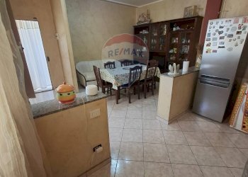 Sala da pranzo - Quadrilocale Via Lazio
 
13, Catania - foto 2