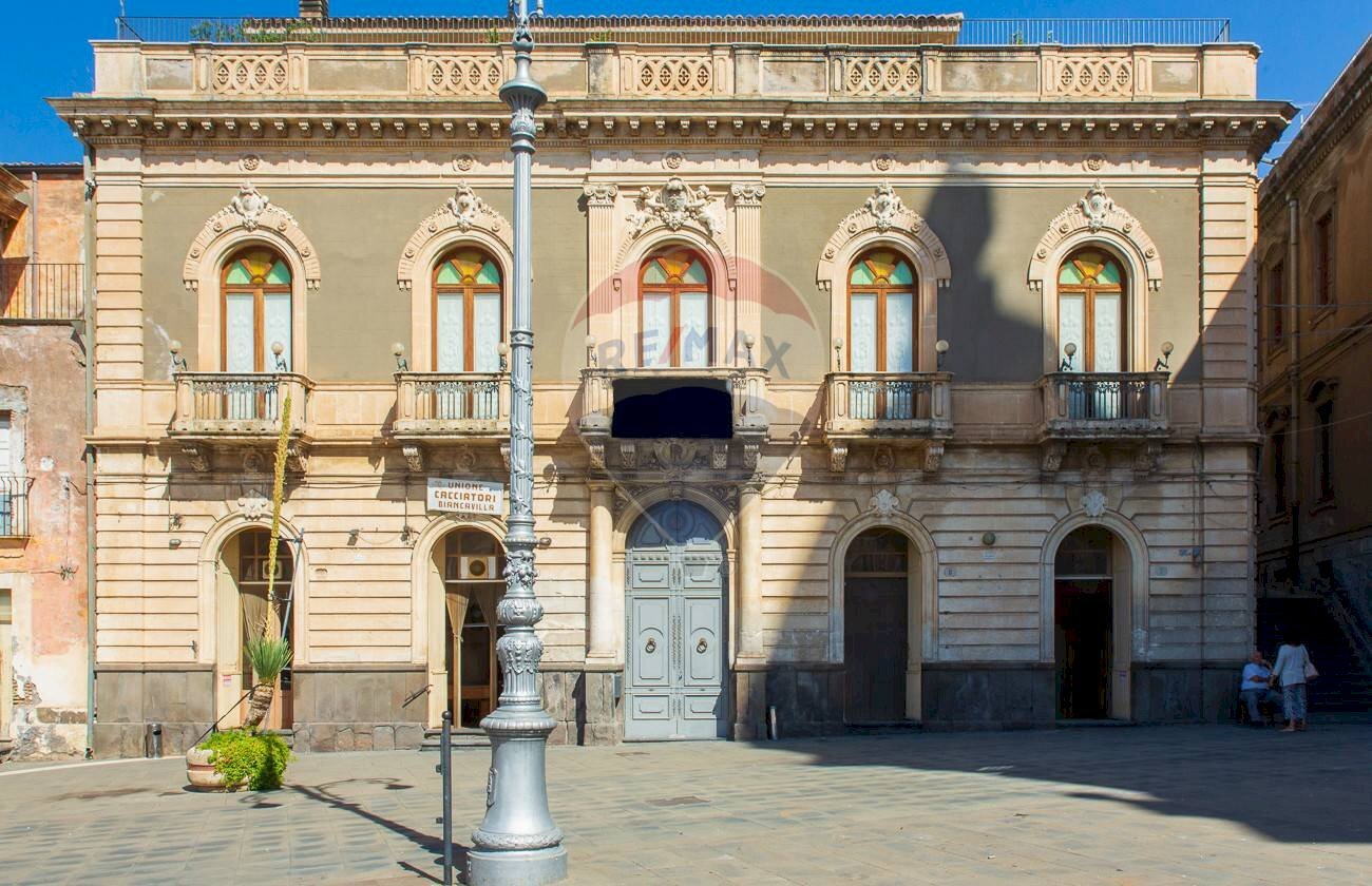 Edificio all\'aperto - Appartamento Piazza Roma
 
9, Biancavilla - foto 2