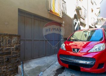 Parcheggio - Appartamento Piazza Roma
 
9, Biancavilla - foto 56