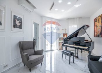 Soggiorno - Appartamento VIA COLA DI RIENZO
 
18/20, Ramacca - foto 9