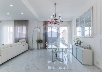 Sala da pranzo - Appartamento VIA COLA DI RIENZO
 
18/20, Ramacca - foto 10