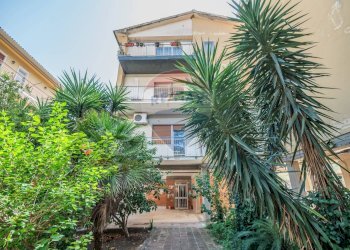 Edificio all\'aperto - Appartamento VIA COLA DI RIENZO
 
18/20, Ramacca - foto 34