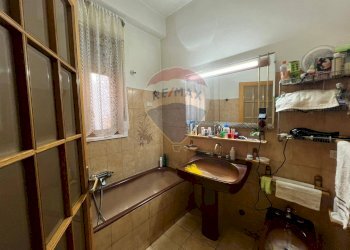 Bagno - Casa indipendente via solicchiata
 
54, Adrano - foto 11