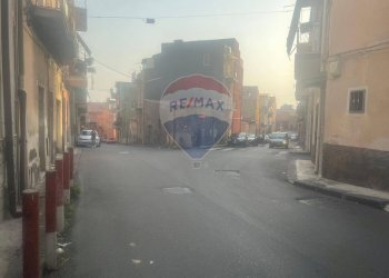 Edificio all\'aperto - Casa indipendente via solicchiata
 
54, Adrano - foto 22