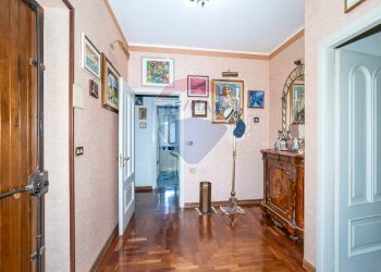 Hall / corridoio - Quadrilocale VIA DOMENICO MORELLI, Catania - foto 5