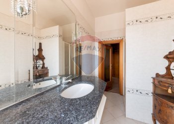 Bagno - Attic via trieste
 
107, San Giovanni Valdarno - photo 18