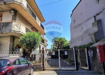 Edificio all\'aperto - Appartamento Via Croce
 
160, Aci Catena - foto 4