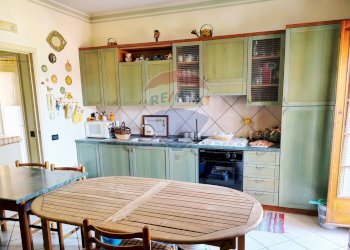 Cucina - Appartamento Via Croce
 
160, Aci Catena - foto 10