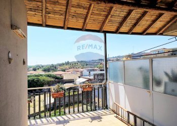 Balcone - Appartamento Via Croce
 
160, Aci Catena - foto 20