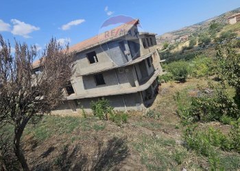 Casa all\'aperto - Rustico Via Toniolo
 
snc, Mirabella Imbaccari - foto 3