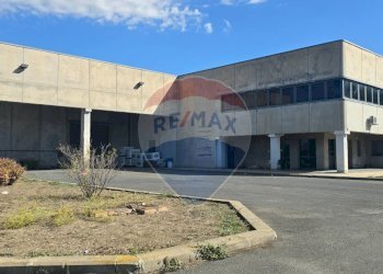 Edificio all\'aperto - Shed SS 417 CONTRADA CUTICCHI - Nr, Ramacca - photo 2