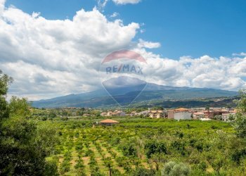 Vista delle montagne - Terreno agricolo via pasteria
 
19E, Calatabiano - foto 5