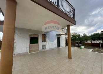 Terrazza - Casa indipendente via Germania
 
3, Manfredonia - foto 7