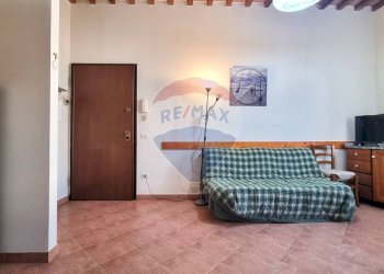 Camera / camera da letto - Bilocale Via Salgari
 
21, Cecina - foto 16