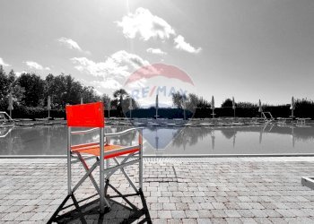 Non correlato - Bilocale Via Salgari
 
21, Cecina - foto 32