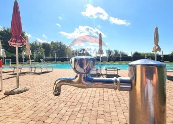 Piscina - Bilocale Via Salgari
 
21, Cecina - foto 33