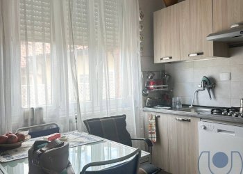 Cucina - Stabile - Palazzo via Guglielmo Marconi, Chieri - foto 4