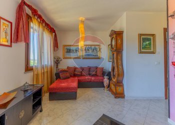 Soggiorno - Casa indipendente Via Brigata Sassari
 
48, Tissi - foto 5