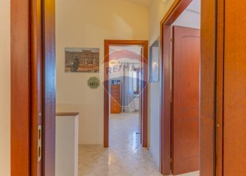 Hall / corridoio - Casa indipendente Via Brigata Sassari
 
48, Tissi - foto 23