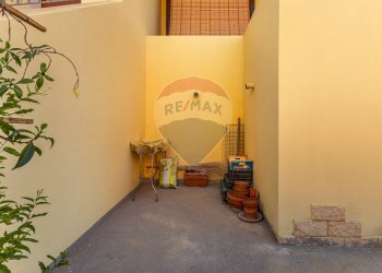 Terrazza - Casa indipendente Via Brigata Sassari
 
48, Tissi - foto 59