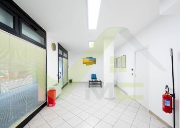 Foto 11 - Negozio Via Agnese Pasta
 
34, Melzo - foto 11