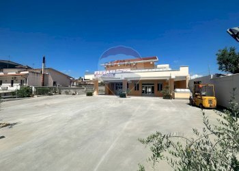 Casa all\'aperto - Commercial Premises Benevento - photo 2