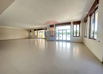 Stanza vuota - Commercial Premises Benevento - photo 18