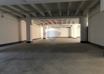 Parcheggio - Commercial Premises Benevento - photo 37