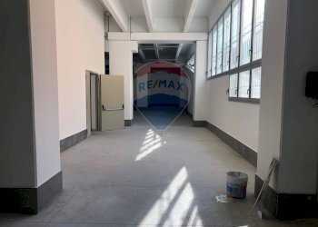 Parcheggio - Commercial Premises Benevento - photo 38