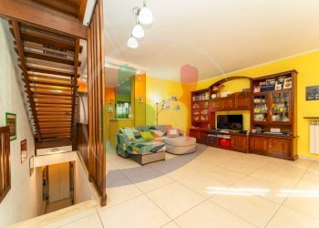 Foto 3 - Villa a Schiera Via San Desiderio
 
7, Vinovo - foto 3