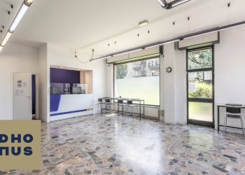 Foto 2 - Locale Commerciale Via Vittorio Veneto
 
57, Bonate Sotto - foto 2