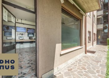 Foto 16 - Locale Commerciale Via Vittorio Veneto
 
57, Bonate Sotto - foto 16