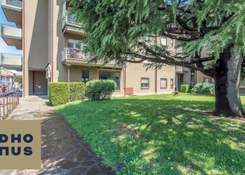 Foto 21 - Locale Commerciale Via Vittorio Veneto
 
57, Bonate Sotto - foto 21