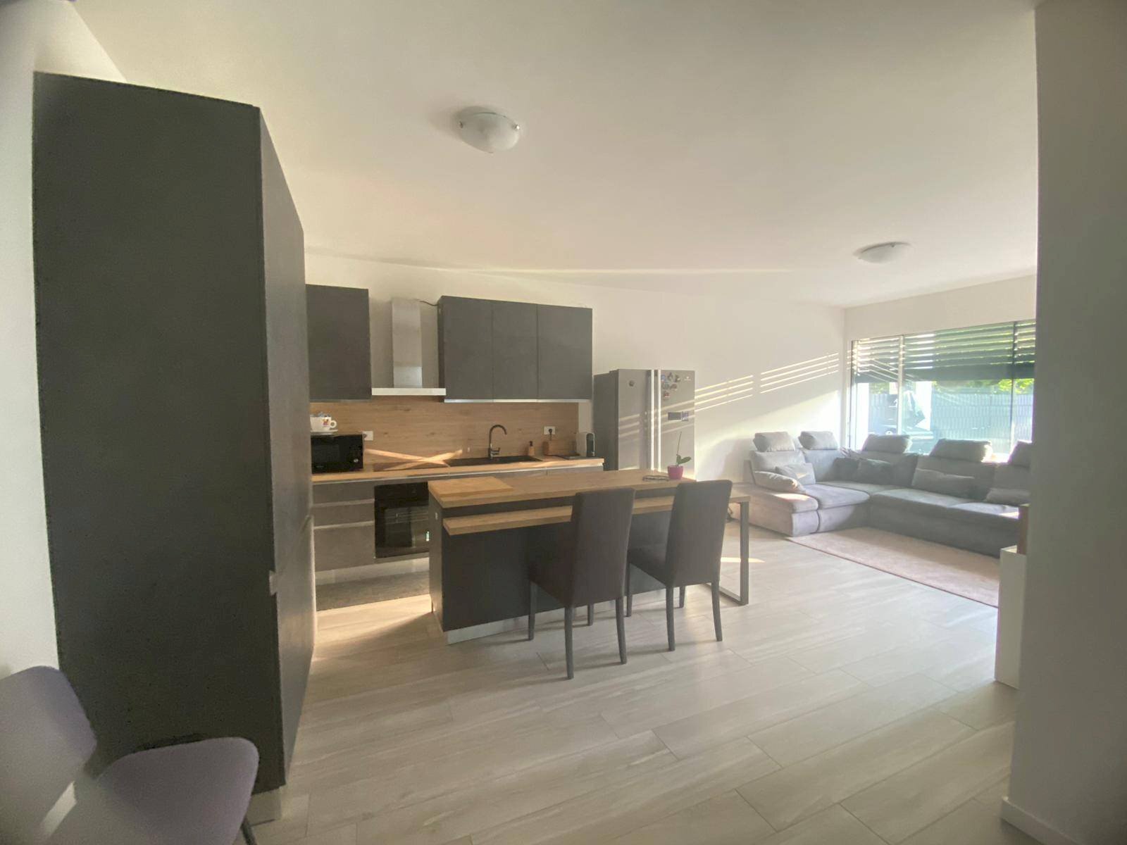 Foto 1 - Three-room apartment via monte carmelo, Appiano Gentile - photo 1