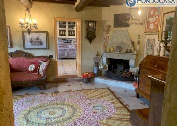 salotto - Casa semi indipendente VIA BUONARROTTI, Seravezza - foto 20