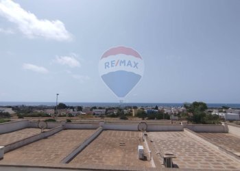 Edificio all\'aperto - Villa a Schiera Salve - foto 18